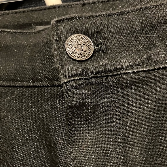 NWT WHBM Women Skinny Flare 14R Black Jean. The Saint Honore’ Jean Collection - Picture 8 of 8